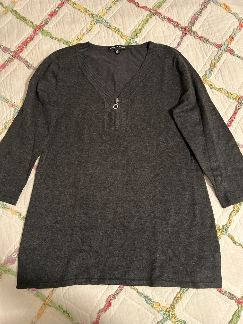 Cable & Gauge Dark Charcoal V-Neck Zip Knit Sweater